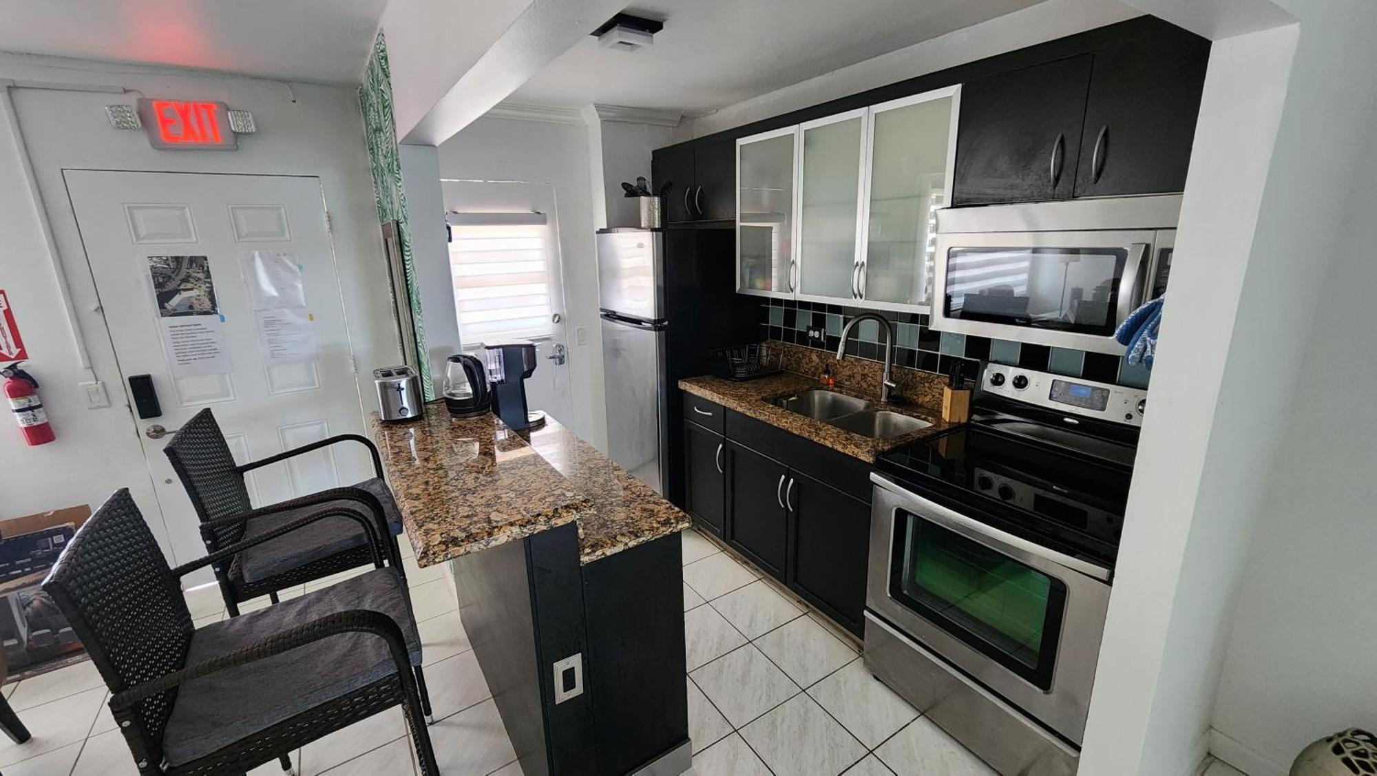 Bayfront Apartment Breathtaking Views- One Bedroom W Balcony- Living Room -Free Parking Miami Beach Esterno foto